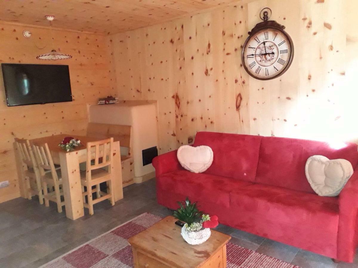 Al Bait Del Legn Lägenhet Bormio Exteriör bild